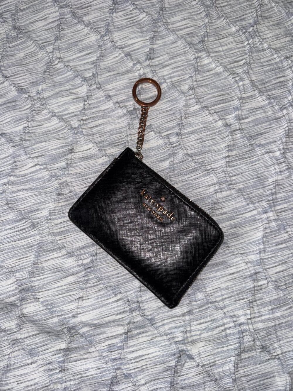 Kate Spade New York medium L-zip card holder